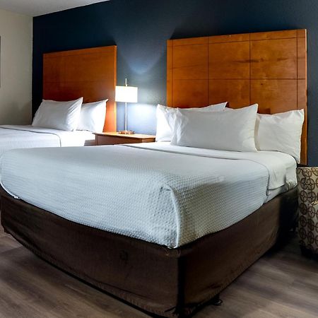 American Inn & Suites Ferndale Екстериор снимка